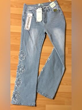 SKY Faded Light  Blue Floral Embroidered Jeans: Size 11